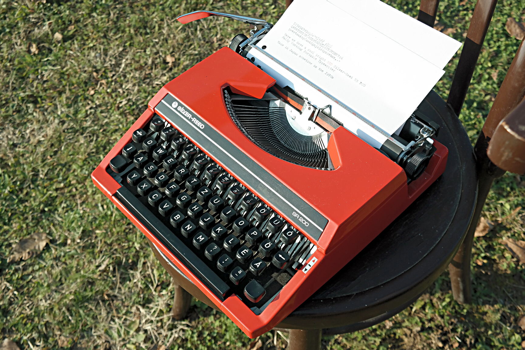 1970s Working Silver Reed SR 200 Portable Typewriter with Original